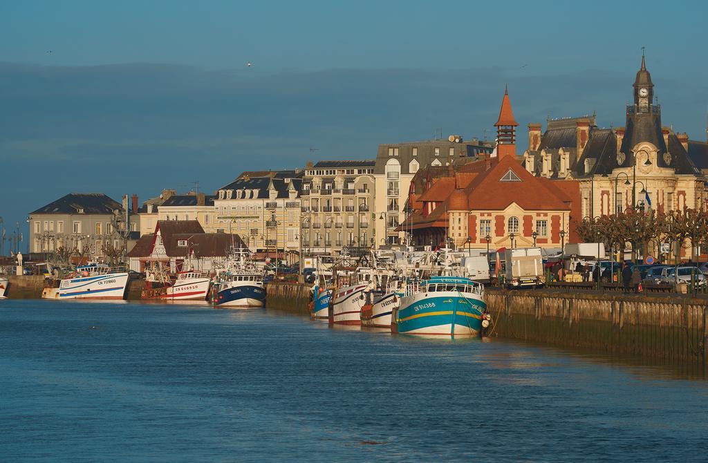 La Porte Bleue Trouville-sur-Mer Esterno foto